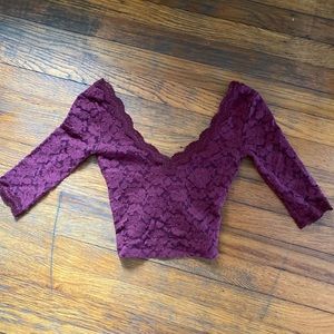 Burgundy Kimchi Blue lace mid-sleeve crop top